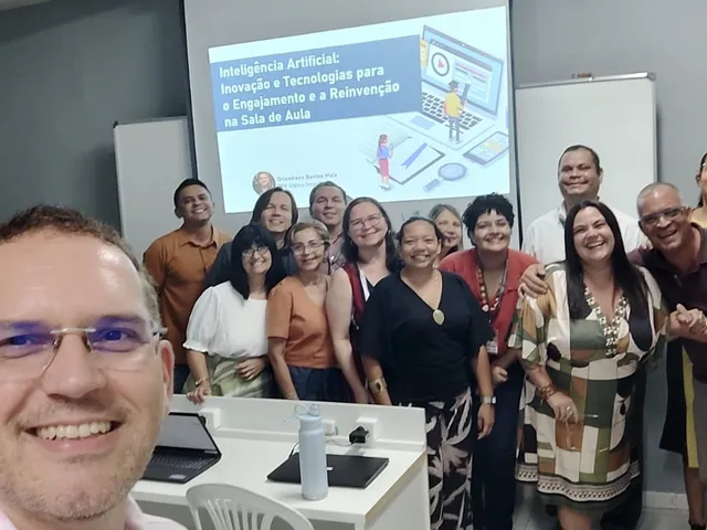 Oficina sobre IA para engajamento e inovação na sala de aula